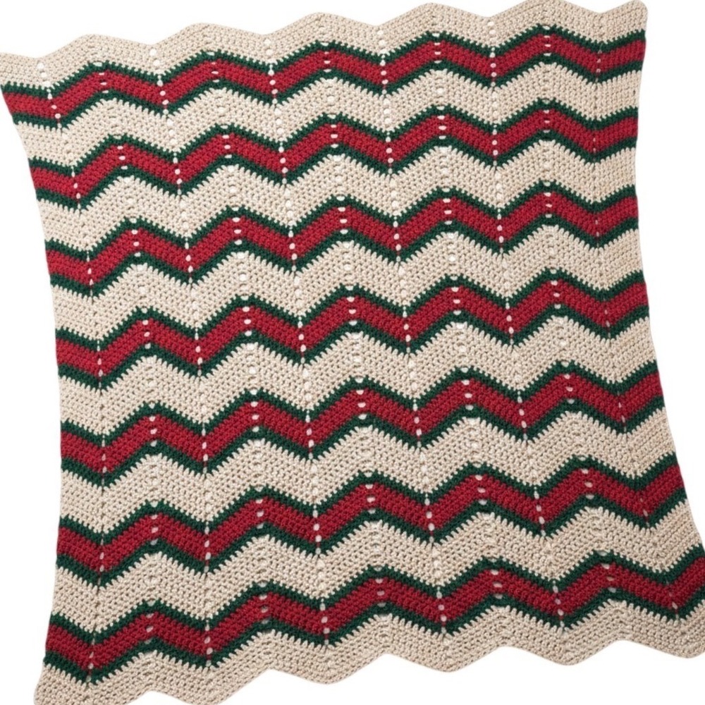 Handmade Crochet Blanket Red Green Chevron Ripple Afghan Holiday Throw 76x61"
